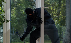 segurança de janelas e portas contra ladrão